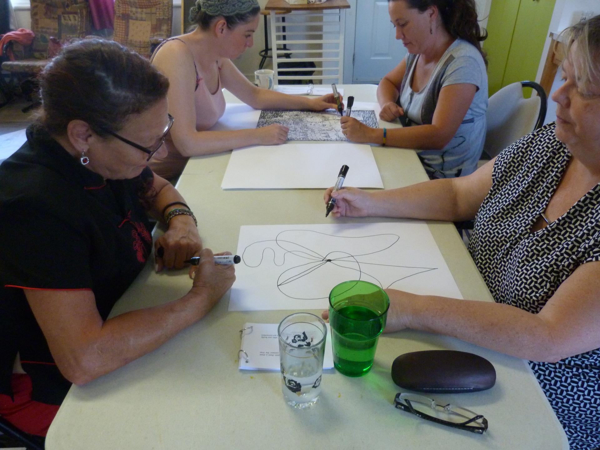 Atelier À travers les lignes mené par Adalgisa Campos au Centre Femmes La Jardilec