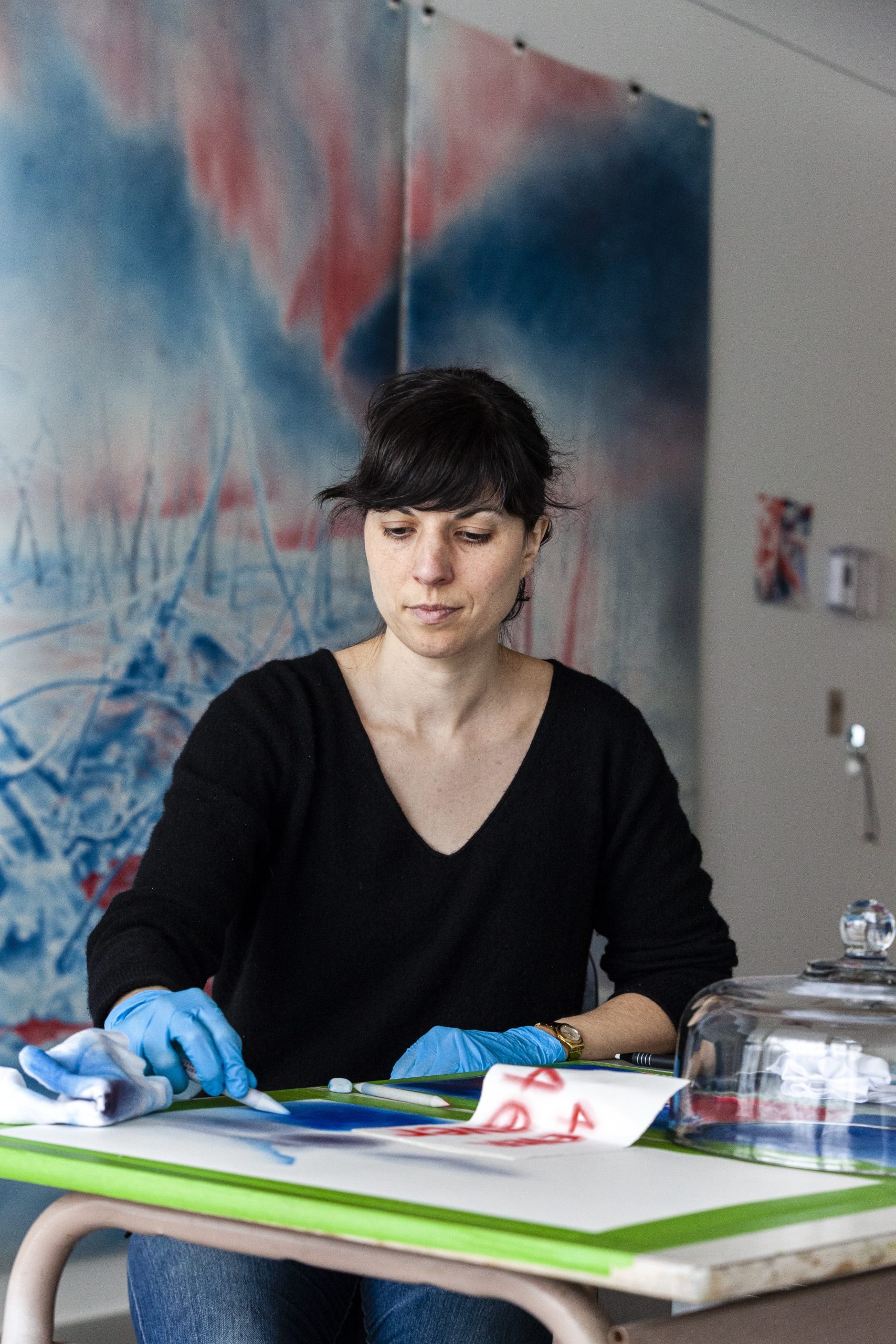 Andréanne Godin, Expérimentations en atelier, 2022. Crédit photo: ENE / Jean-Sébastien Veilleux photographe.